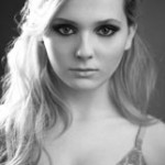 Abigail_Breslin_headshot