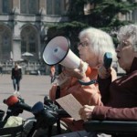 Review Two Raging Grannies 3