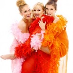 pitch-perfect-2-brittany-snow-anna-kendrick-rebel-wilson-450×600
