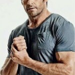 Hugh-Jackman-in-Levis-1